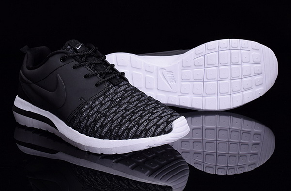 NIKE Roshe Run HYPERFUSE Flyknit Women--001